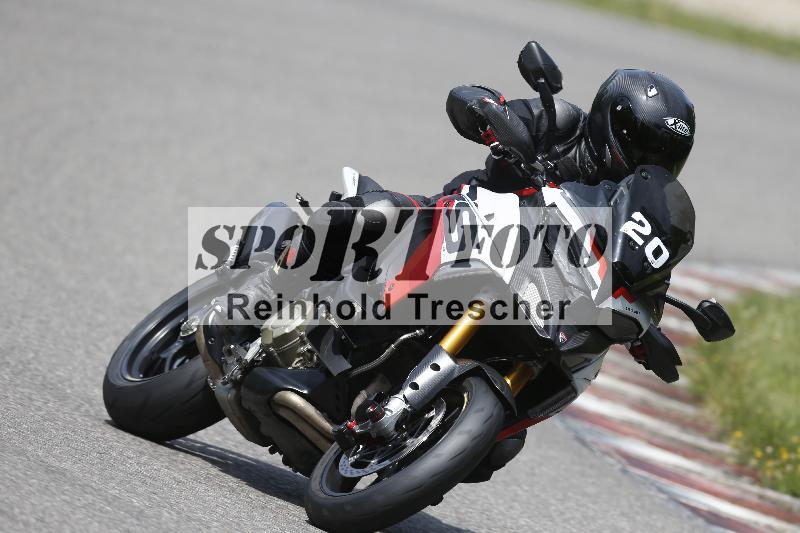 /27 12.06.2025 Ducati Schweiz Trackday Warmup  ADR/gruen-vert/20